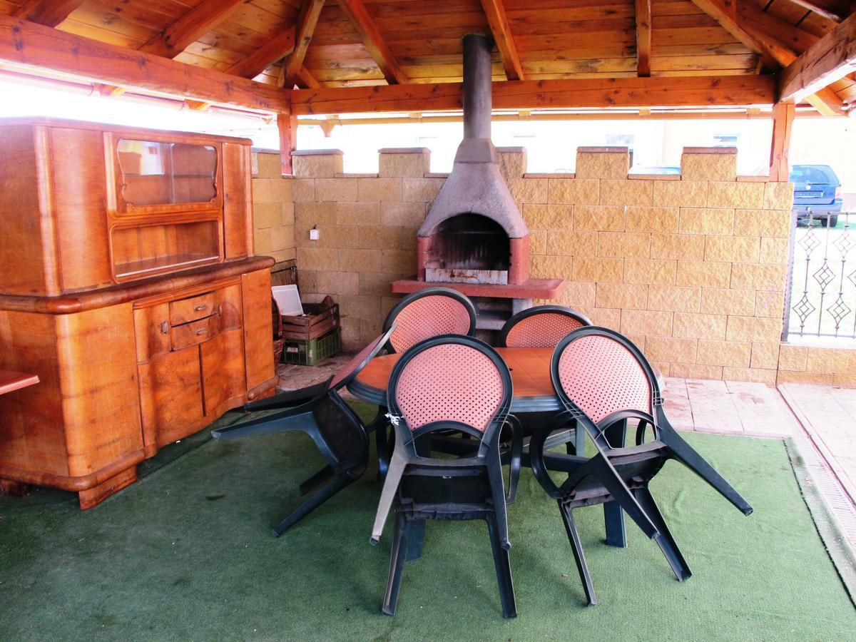 Hotel U Lisky Hostka  Dış mekan fotoğraf