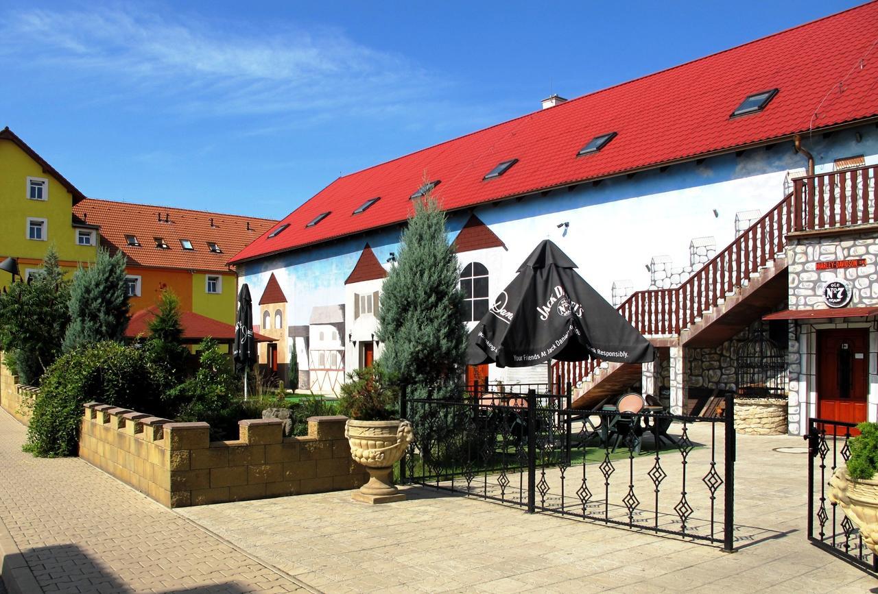 Hotel U Lisky Hostka  Dış mekan fotoğraf